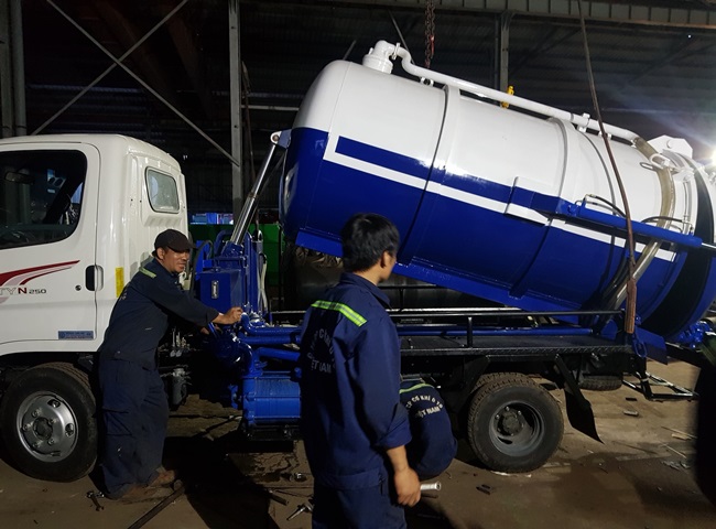 Xử l&yacute; nước thải hầm cầu