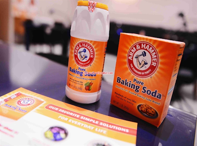 vệ sinh bằng bakking soda