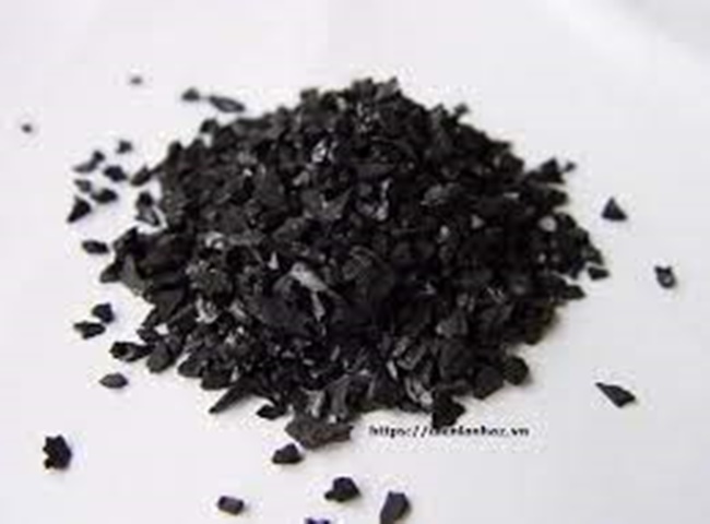 D&ugrave;ng than củi khử m&ugrave;i h&ocirc;i tủ lạnh hiệu quả