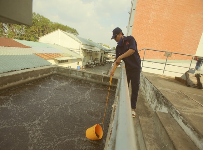bùn vi sinh kỵ khí