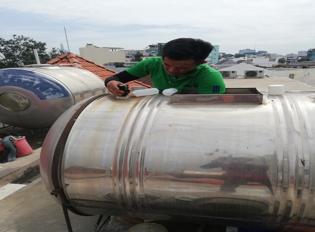 vệ sinh bồn nước quận 8 nhanh ch&oacute;ng
