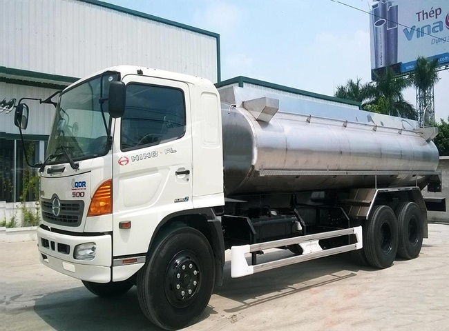 cho thu&ecirc; xe bồn vận chuyển b&ugrave;n vi sinh