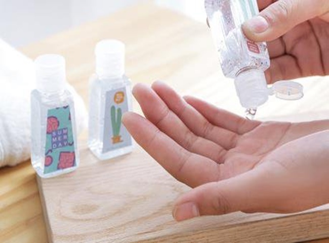C&aacute;ch tẩy vết mực tr&ecirc;n &aacute;o hiệu quả nhanh ch&oacute;ng