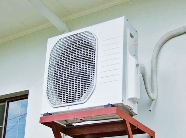 M&aacute;ch bạn c&aacute;ch vệ sinh m&aacute;y lạnh &aacute;p trần đ&uacute;ng c&aacute;ch