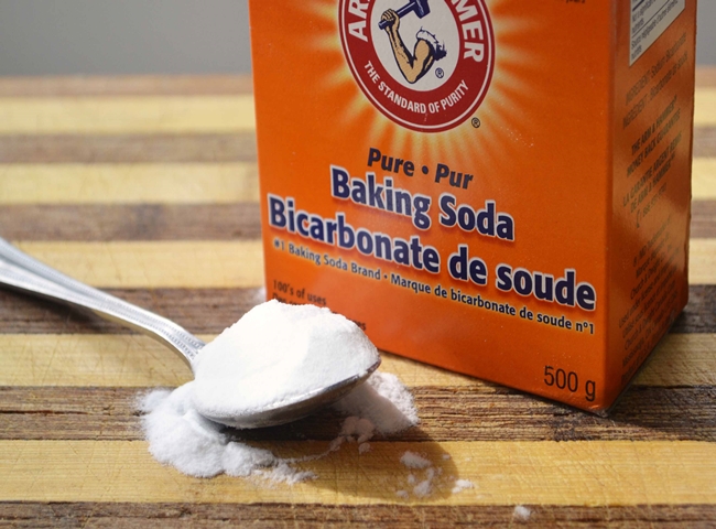 Khử m&ugrave;i h&ocirc;i nh&agrave; vệ sinh bằng chất tự nhi&ecirc;n