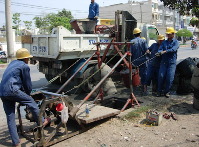 nạo v&eacute;t cống quận Ph&uacute; Nhuận hiện đại