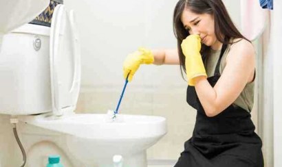 Mẹo giặt tẩy ố vàng nhà vệ sinh hiệu quả cực kỳ nhanh 