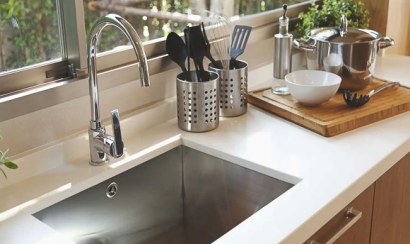 Cách thông bồn rửa chén bị nghẹt nhanh chóng và hiệu quả