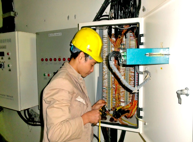 Sửa chữa điện nước Huyện B&igrave;nh Ch&aacute;nh th&aacute;i độ chuy&ecirc;n nghiệp