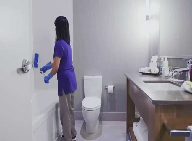 nguyên nhân nhà vệ sinh bốc mùi hôi