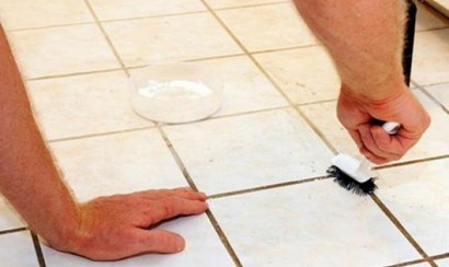 Tẩy phèn trên gạch đúng cách hiệu quả tại nhà
