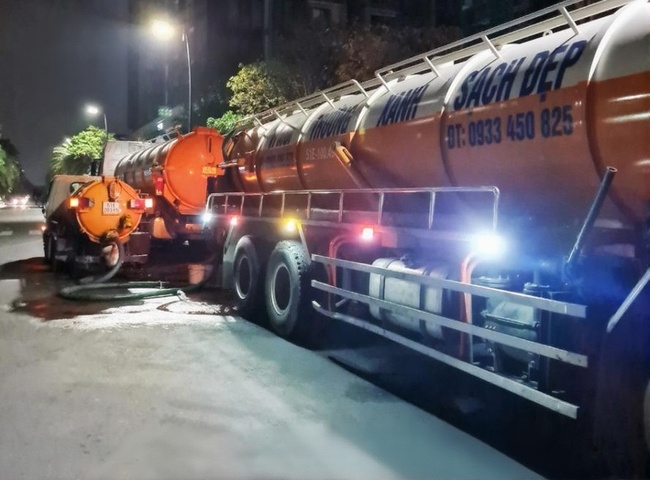 Dịch vụ thu gom r&aacute;c thải c&ocirc;ng nghiệp với c&aacute;c cam kết về chất lượng dịch vụ